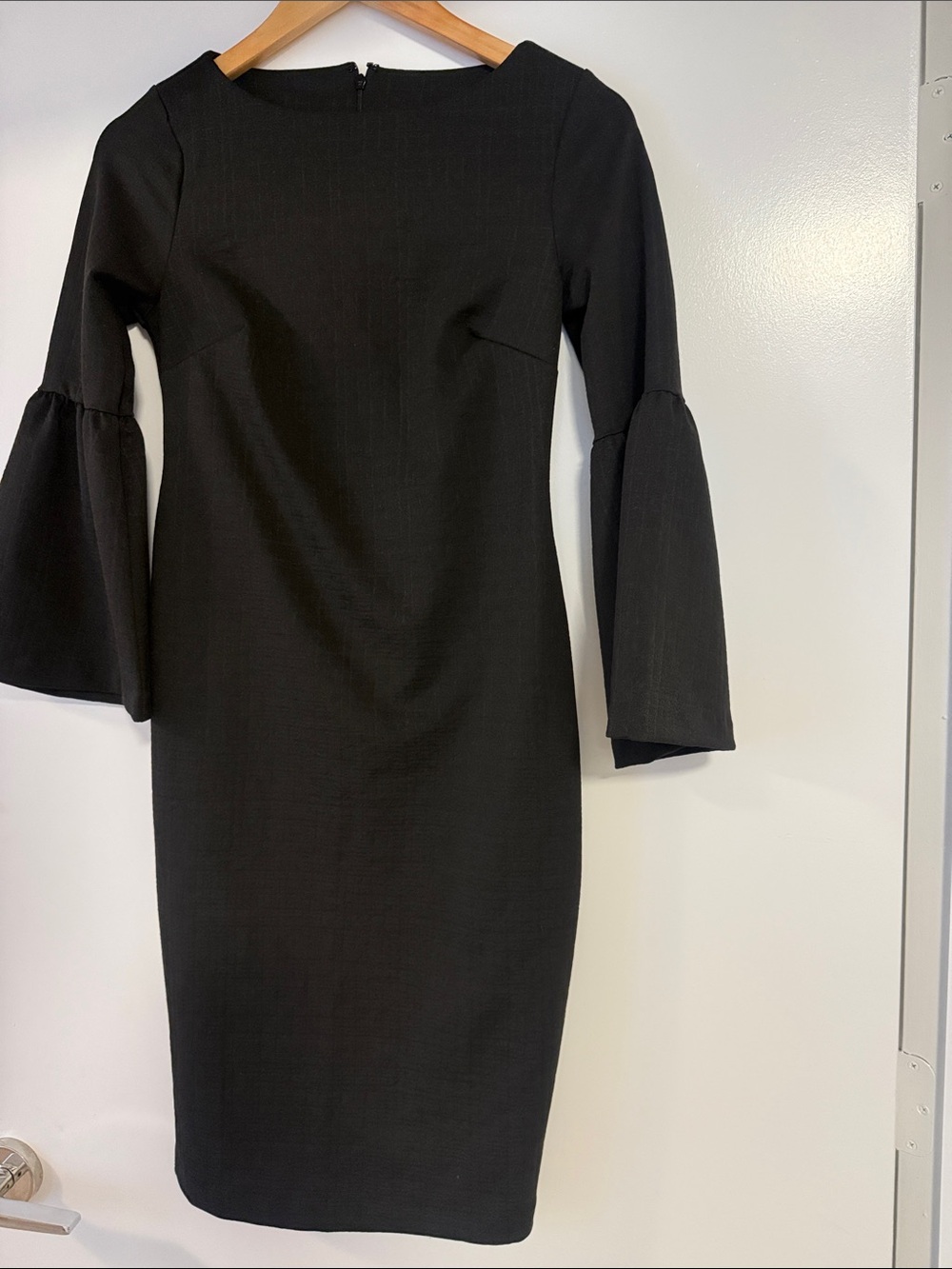 A Pea in the Pod Black Bell-Sleeve Sheath Dress